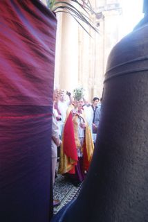 Archbishop Emeritus Joseph Mercieca blessing the restored bell.