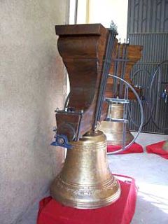 Una de las campanas restauradas