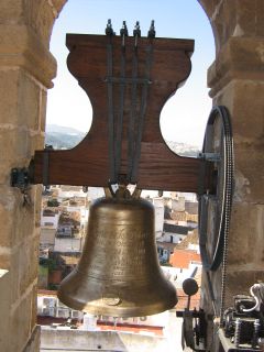 La campana restaurada - Foto 2001 TÉCNICA Y ARTESANÍA