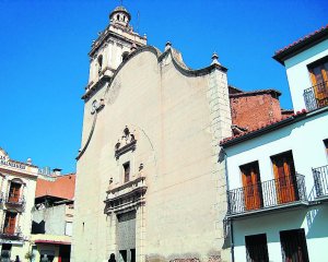 Imagen de la fachada y la torre de la iglesia de la Vilavella. - AUTOR: DÍEZ, J.