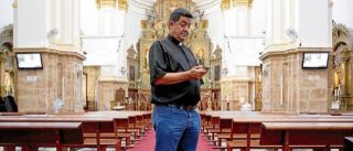 «Accionamos las campanas de la iglesia desde el teléfono móvil» - Autor: NARANJO, José Antonio