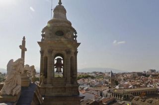 Torre sur de la catedral de Pamplona vista desde la norte - Autor: BUXENS, Eduardo