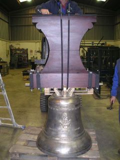 La campana después de restaurar - Foto INDUSTRIAS MANCLÚS S. C. V. (13-02-2007)