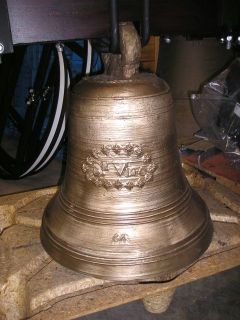 La campana después de restaurar - Foto INDUSTRIAS MANCLÚS S. C. V. (13-02-2007)