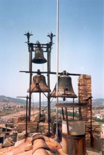 Las campanas del reloj - Foto ESPAÑA i LAVEDA, Vicent; GONZALO ÁLVARO, Juan Ignacio (13/07/1989)