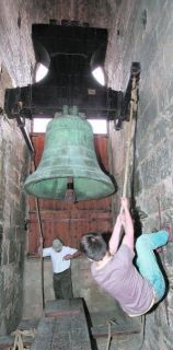 Toque manual de las campanas de la Catedral - Autor: MONZÓ, Juanjo
