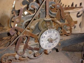 El rellotge abans de la restauració - Autor: CONÉIXER CANALS