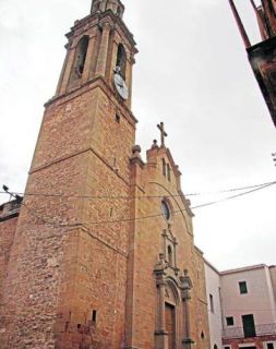 El campanario de la iglesia de Montgai tiene 40 metros de altura - Autor: L. P.