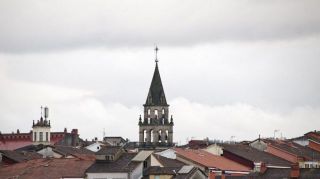 O xuíz condena ao Concello de Ourense a limitar o ruído das campás da igrexa de Fátima - Autor: M. AMIL, Santi