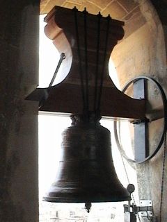La campana Maria ja restaurada - Foto Francesc LLOP i BAYO (2003)