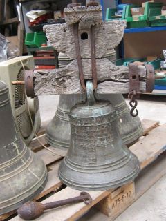 La campana antes de la restauración - Foto 2001 TÉCNICA Y ARTESANÍA S. L.