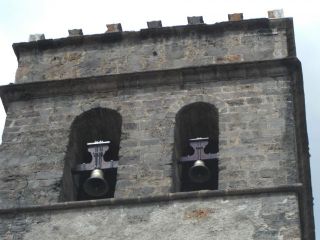 Nuevas campanas para la torre de El Salvador de Manzanera