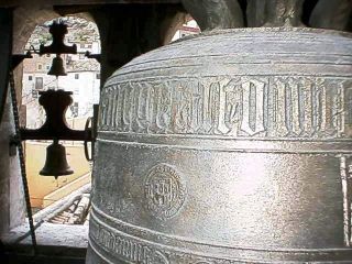 Xixona - Las campanas restauradas- Foto Francesc LLOP i BAYO