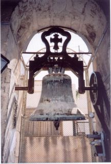 La campana antes de la restauración. Foto Relojería VALVERDE (2002)