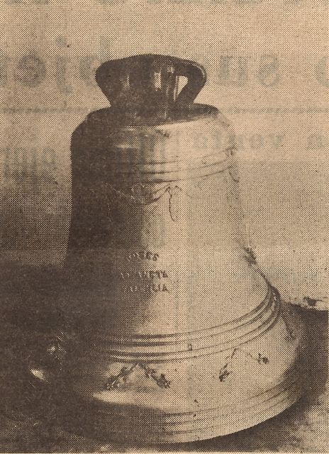 La nueva campana de la torre de Navajas