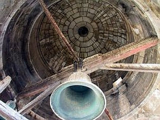 Imagen de archivo de una de las campanas de la catedral de Jaén.