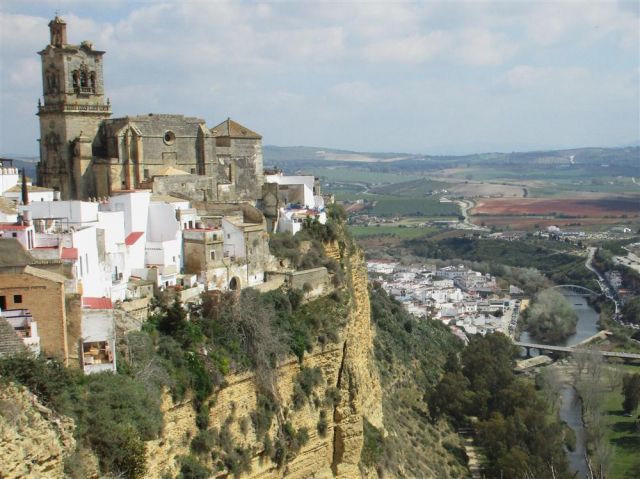 TRADICIÓN. La 'Colla de Campaners', se prepara para el volteo