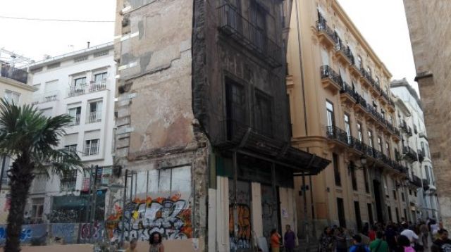 La Casa del Relojero - Autor: LAS PROVINCIAS