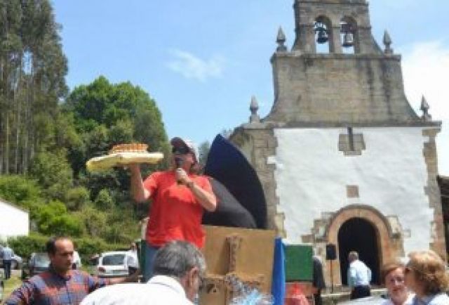 La puya'l ramu, con la nueva campana al fondo - Autor: MARTÍNEZ, P.